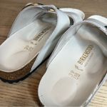 Birkenstock  Arizona Big Buckle High Shine Sandals Ivory Patent Leather Size 39/8 Photo 6