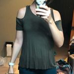 Hippie Rose Open shoulder‎ top Photo 0