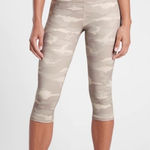 Athleta  Elation Camo Crop‎ Size SMALL Photo 0