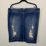Torrid  Dark Wash Distressed Denim Skirt Size 18 NWT Photo 0