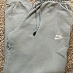 Nike Sweatpants Photo 0