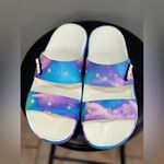 Crocs Blue/Purple Unisex Sandals Size 8M/10W NWOT Photo 2