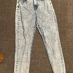 Tilly's Jeans Photo 0