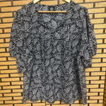 Bobeau  Black And White Blouse Size 2X Photo 0