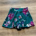 Eclair Green Floral Pom Pom Summer Flowy Shorts (NWT) Black Size XS Photo 4