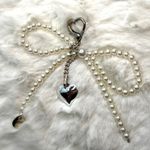 White Bowknot Heart Sweet Charm Pearl Bow Bag Charm Fashion Charm Photo 1
