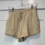 Free People Beach oasis Beige (au lait) Women's Shorts size XS. Photo 3