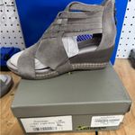 Antelope  D21 Tavi Wedge Sandals New Size 7 Light Grey Suede EU Sz 38 Photo 6