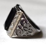 Source Unknown Avant Garde Etched Lotus Flower Silver Tone Band Black Glass Stone Size 13 Ring Photo 3