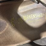 Birkenstock Beige Suede Gizeh sandals - Size 40 women’s 9 - Flaw Photo 2