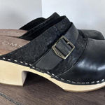 Toms Elisa Black Leather Wooden Clogs Women's size 6 Photo 0