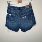 American Eagle  Womens Highest Rise 90s Boyfriend Short Size 6 Distressed hem Photo 2