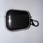 Silver AirPods Pro case Photo 0