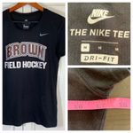  The Nike Tee Brown‎ University Field Hockey Black Dri-Fit T-Shirt Medium Photo 10
