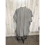 Francesca’s gray cardigan Gray Size undefined Photo 3