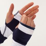 Lululemon  10 Every Yogi Reversible Long Sleeve Stripe Blue and White Shirt Photo 3