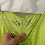 Mountain Hardwear  Lime Green Active Hiking Tank Size M Photo 1