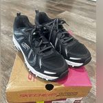 Skechers Hillcrest Vast Adventure Shoes Black White Lace Up Trail Photo 0
