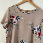 Floral short sleeve dressy blouse Size Large Photo 2