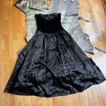 Vintage Black Velvet And Satin Party Dress Size undefined Photo 4