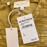 MELLODAY NWT  ruffle sleeve velvet dress small Photo 5