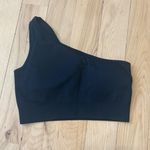 Boutique Brand Padded One Photo 1