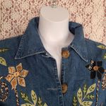 New Direction Vintage 90s blue denim jacket nature leaf embroidered
size large
Photo 1