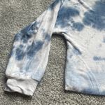 Kittenish  blue/white tie dye cropped lightweight hoodie Photo 2