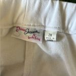 Quacker Factory  white embellished dream jeans size 2X 96% cotton Photo 1
