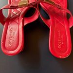 Cole Haan  Cherry Red Gold Bow Summer Wedge Thong Sandals Resortwear Womens 6.5 Photo 3