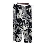 Worthington  Modern Fit‎ Black White Tropical Floral Print Wide Leg Pants Size PS Photo 1