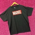 Marvel  Logo Comic Book Tshirt size XL  Photo 2