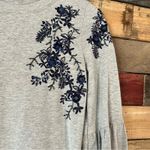 Lilly Pulitzer Lily Pulitzer Bartlett Gray Sweatshirt Dress With Embellished Shoulders Size‎ XS Photo 3