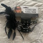 Party City Flapper Feather Mask Photo 1