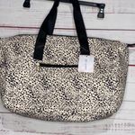 NEW Mail & Lili Weekender Bag Photo 1