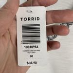 Torrid  Size 00 US L Top White Embroidered V-neck Short Dolman Sleeve Tee Shirt Photo 8