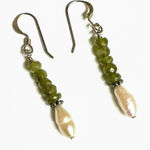 freshwater pearl and peridot sterling silver drop earrings Photo 0