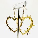 β
Gothic Rose Barbed Wire Heart Hook Earrings Photo 5