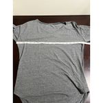 Lululemon  Gray Long Sleeve Athletic Top Thumbholes V Neck Women's Photo 6