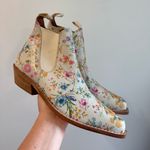 Free People Beau Western Chelsea Boot in Ivory Floral Leather Size 39.5 NWOT Photo 0
