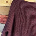 Vera Wang Simply Vera Vera Wang Burgundy Assymetrical Hem Sweater Size Medium Photo 3