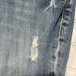 Refuge Distressed Denim 3L Photo 5