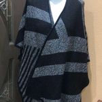ZARA  knit geometric poncho Photo 3
