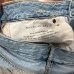 American Eagle  Tom Girl Jeans Light Wash Straight Leg Size 4 Photo 5
