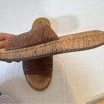 Born Brown Tooled Leather Slide Slip On Sandals Womens 6 Beachy Vacation Shoes Photo 6