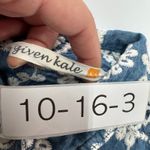 Given Kale Shirt Womens X Small Blue White Floral Embroidered Denim Button Down Size XS Photo 4