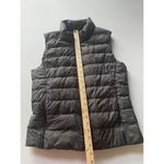 Uniqlo  Ultra Light Down Vest‎ Women Small Black Hike Outdoor Puffer Photo 3