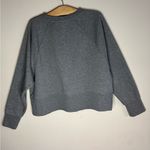 Nike Dri-FIT Gray Women’s Cropped Training Pullover Sweater Size M Photo 3