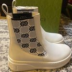 Gucci GG Supreme Panelled Chelsea Boots Size 39 Photo 2