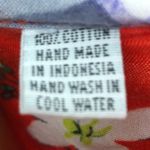 VINTAGE Y2K MEDIUM Red Floral Hawaiian Hula Tropical Button Front Crop Top Photo 4